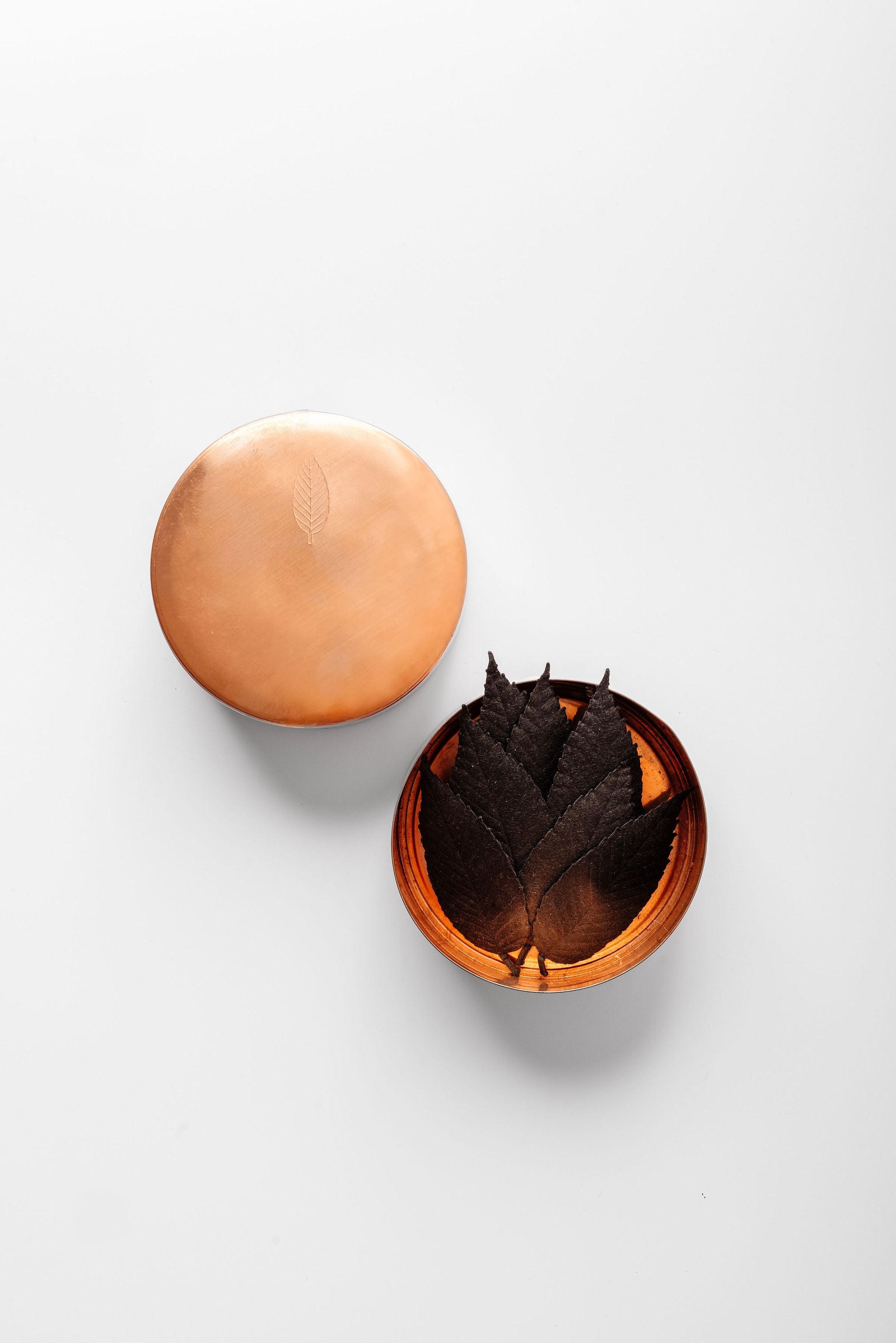 HAKO Paper Incense Black Copper Gifting Set - Relax